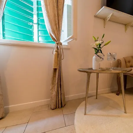 Charming Old Town Pjaca Split