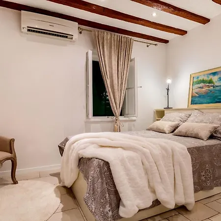 Appartement Charming Old Town Pjaca