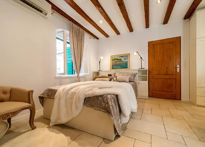 Charming Old Town Pjaca Σπλιτ