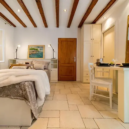 Charming Old Town Pjaca *